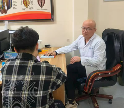 潍坊市|男科医师高朋磊：守护男性健康，专业男科诊疗